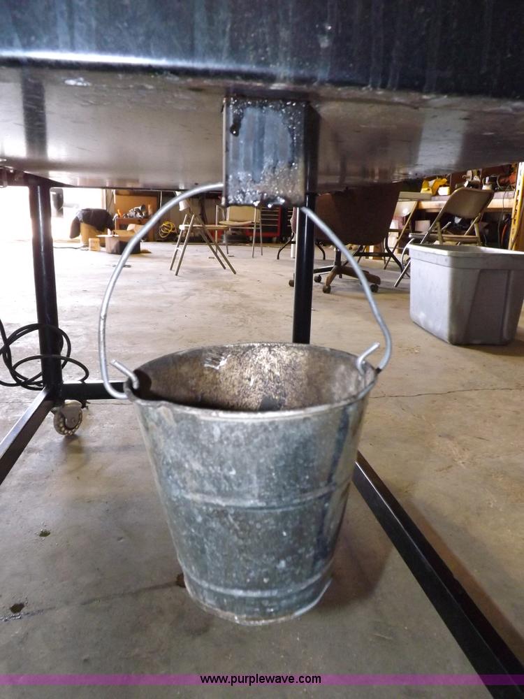 image for item F6465 Traeger BBQ 125 grill