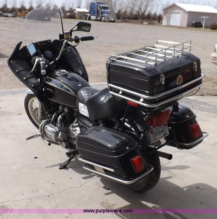 image for item F6477 1977 Honda GL1000 Goldwing motorcycle