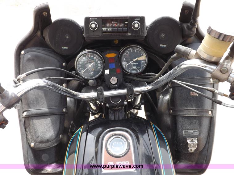 image for item F6477 1977 Honda GL1000 Goldwing motorcycle