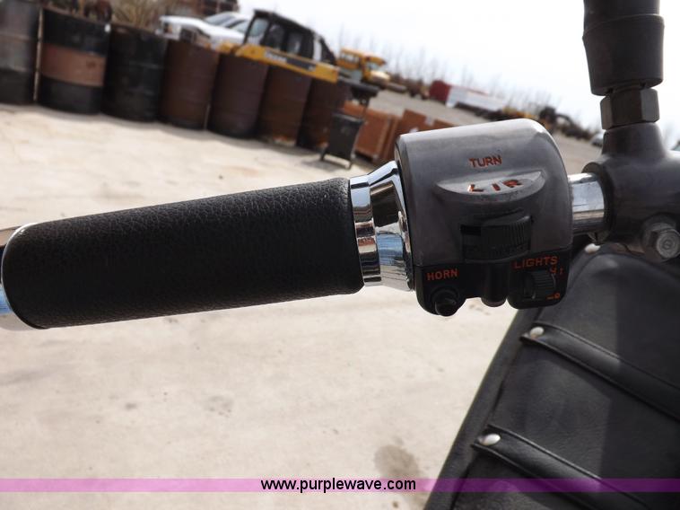 image for item F6477 1977 Honda GL1000 Goldwing motorcycle