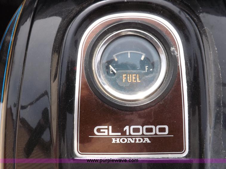 image for item F6477 1977 Honda GL1000 Goldwing motorcycle