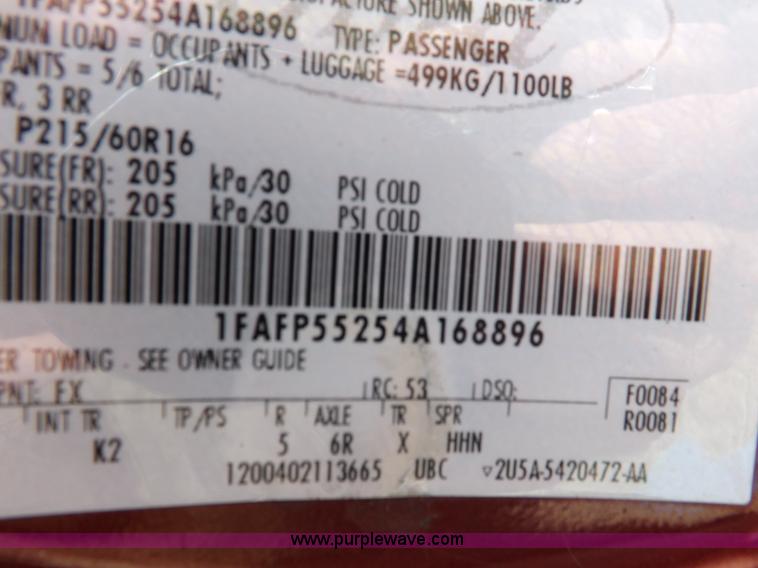 image for item F6483 2004 Ford Taurus SES