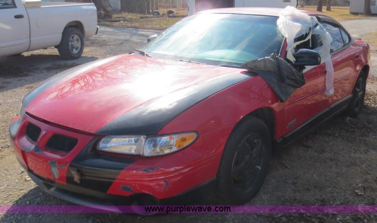 image for item F6595 2000 Pontiac Grand Prix GT