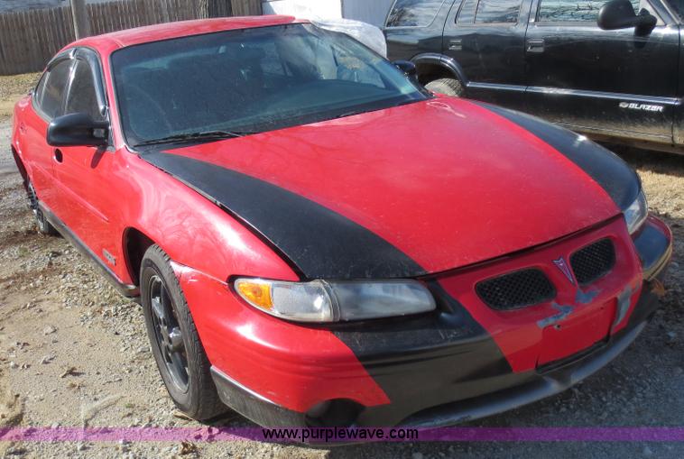 image for item F6595 2000 Pontiac Grand Prix GT