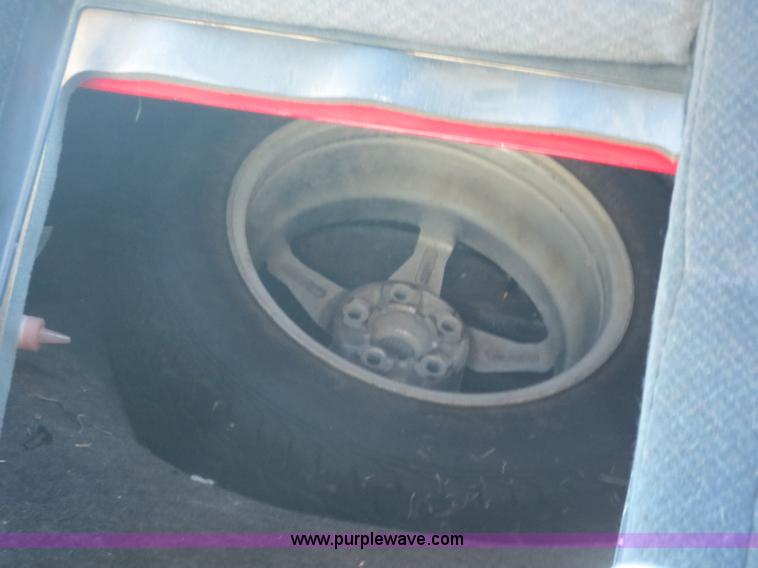 image for item F6595 2000 Pontiac Grand Prix GT