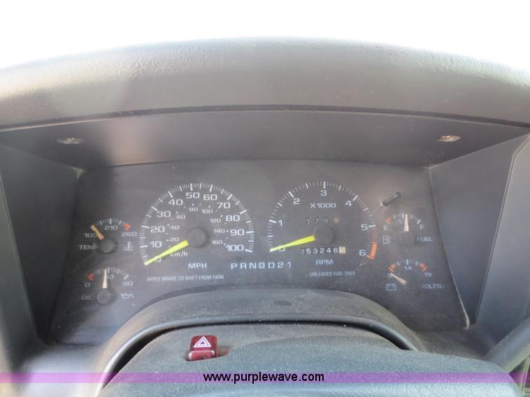 image for item F6596 1996 Chevrolet Blazer SUV
