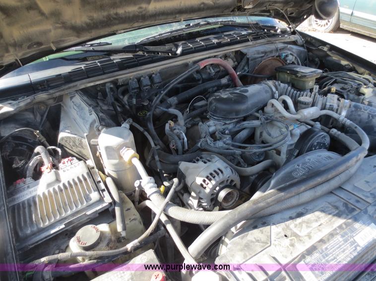 image for item F6596 1996 Chevrolet Blazer SUV