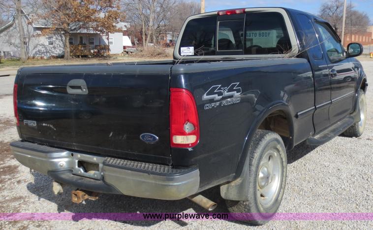 image for item F6597 1998 Ford F150 SuperCab pickup truck