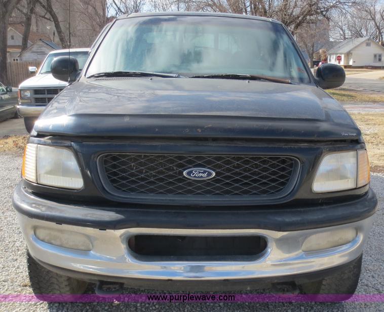 image for item F6597 1998 Ford F150 SuperCab pickup truck