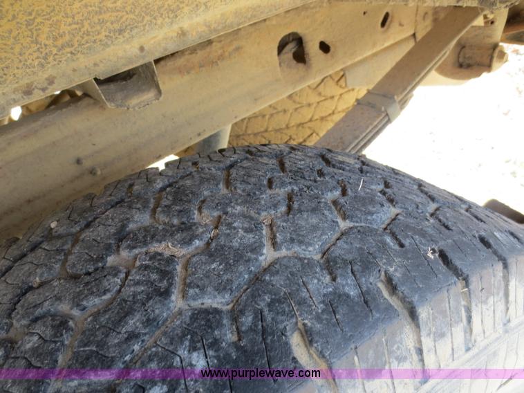 image for item F6597 1998 Ford F150 SuperCab pickup truck
