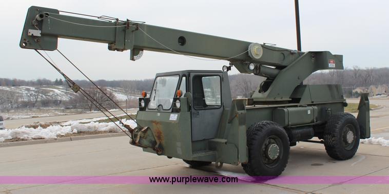 image for item G5317 1984 Koehring wheel mounted crane