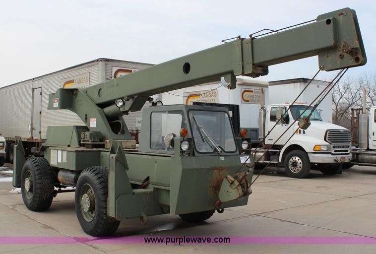 image for item G5317 1984 Koehring wheel mounted crane