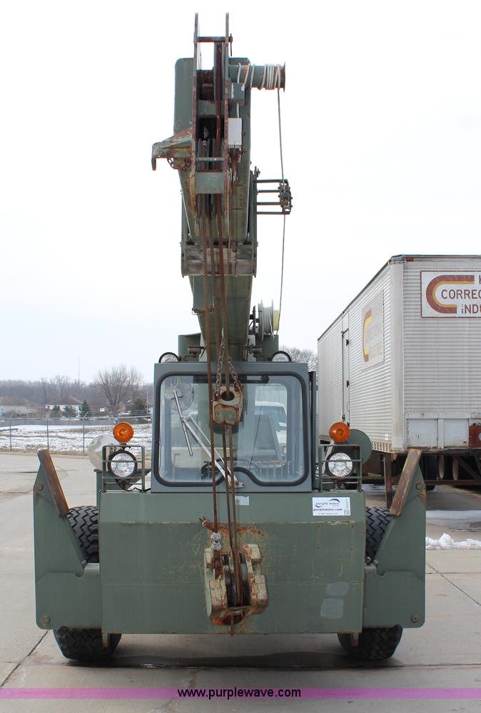 image for item G5317 1984 Koehring wheel mounted crane