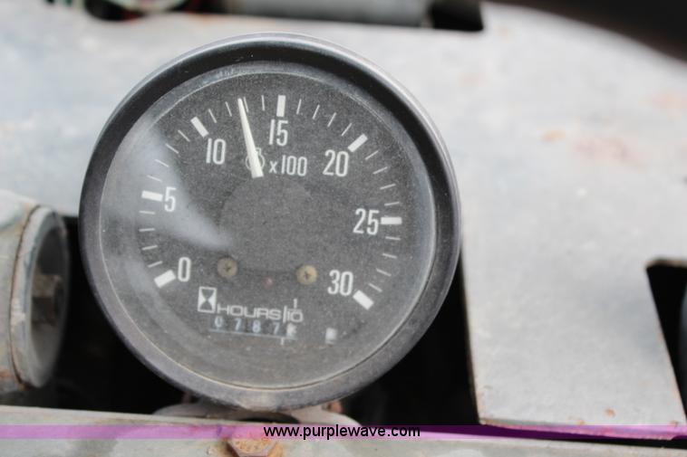 image for item G5317 1984 Koehring wheel mounted crane