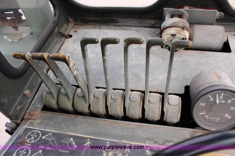 image for item G5317 1984 Koehring wheel mounted crane