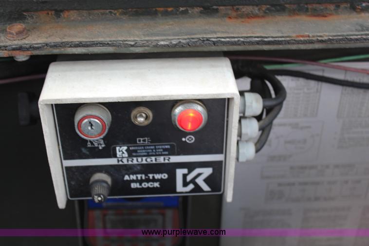 image for item G5317 1984 Koehring wheel mounted crane