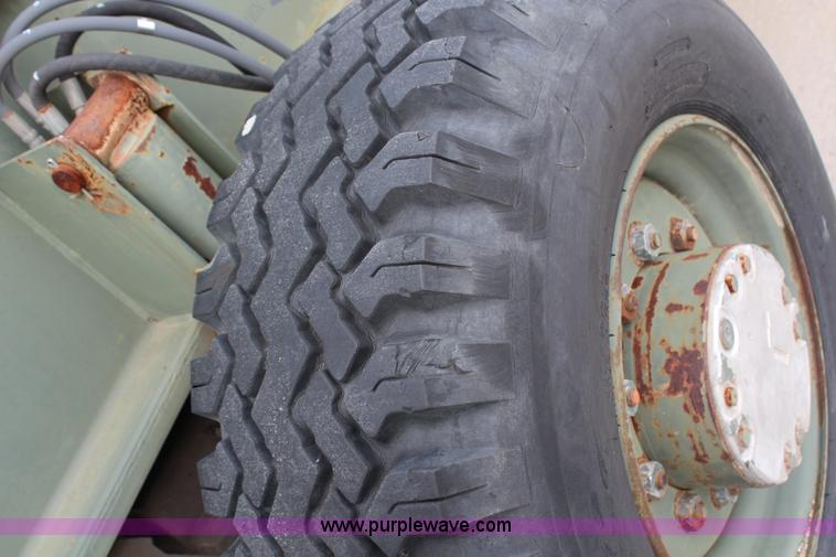 image for item G5317 1984 Koehring wheel mounted crane