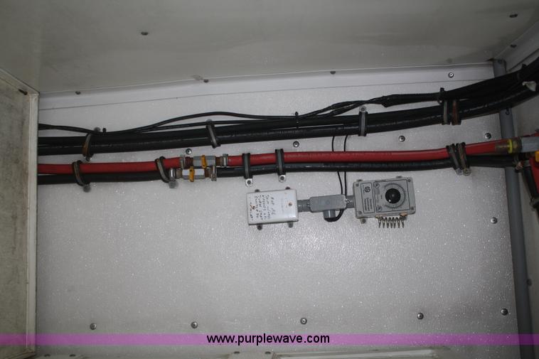 image for item G5324 Brown cargo box