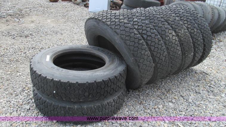 image for item O9162 (8) Goodyear G159 uni-steel radial truck tires