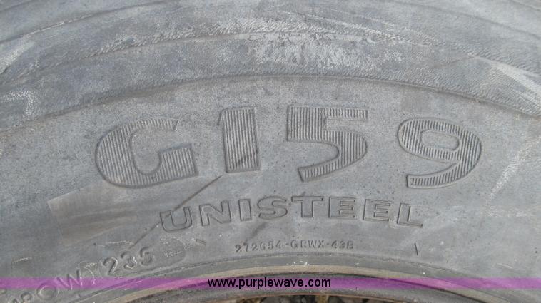 image for item O9162 (8) Goodyear G159 uni-steel radial truck tires