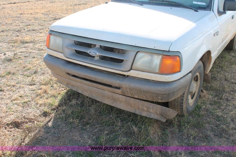 image for item O9349 1997 Ford Ranger SuperCab pickup truck