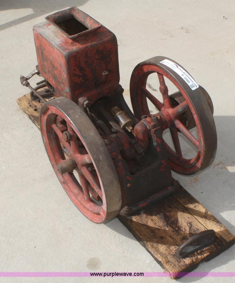 Stover engine in Lawrence, KS Item P9986 sold Purple Wave