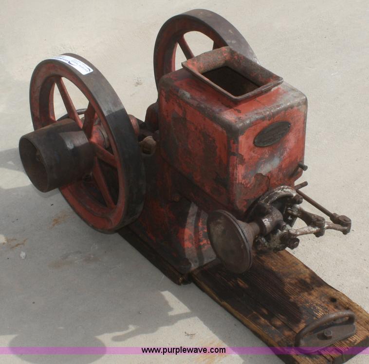 Stover engine in Lawrence, KS Item P9986 sold Purple Wave