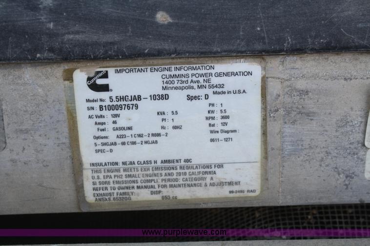 image for item V9682 Cummins RVQG 5500 generator