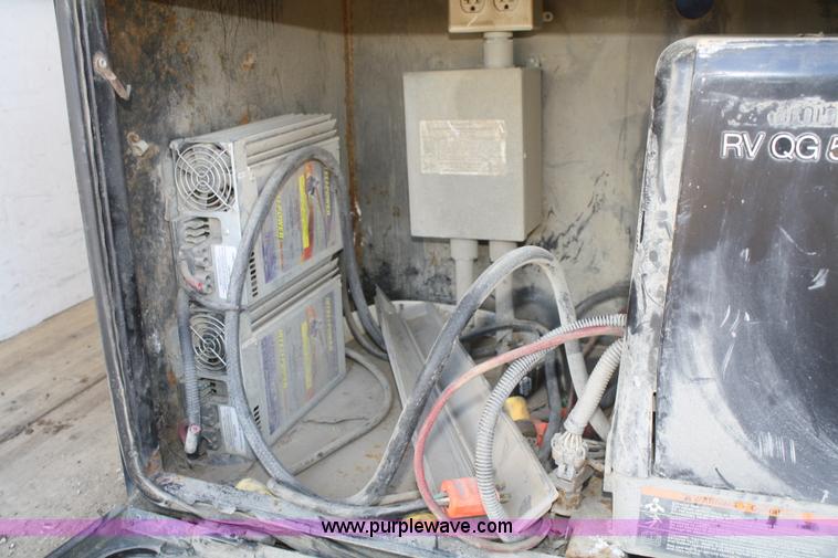 image for item V9682 Cummins RVQG 5500 generator