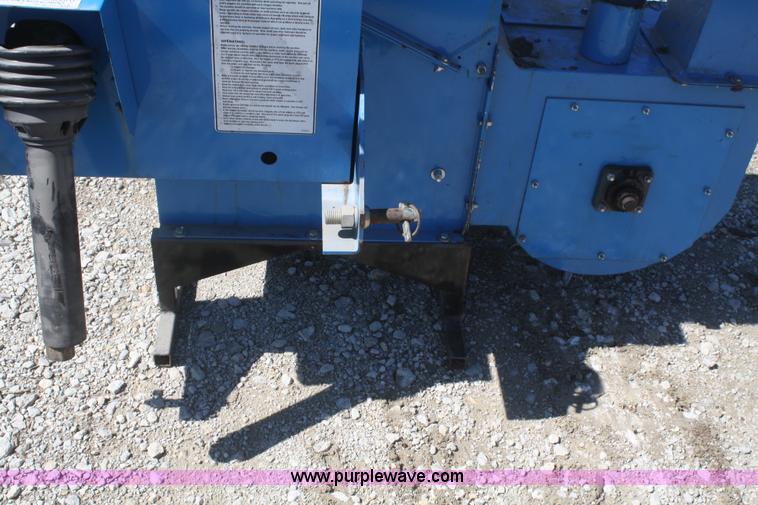 image for item V9685 Harper Goossen chipper shredder