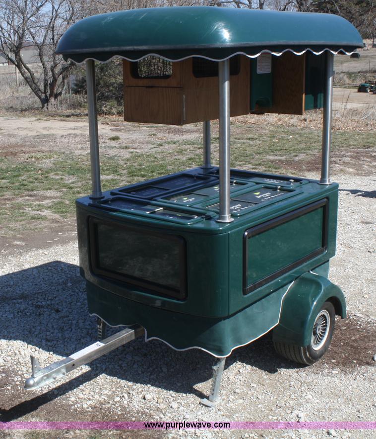 Beverage cart trailer in Wamego, KS Item V9686 sold Purple Wave