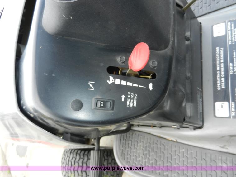 image for item X9609 Sears Craftsman LT2000 lawn mower