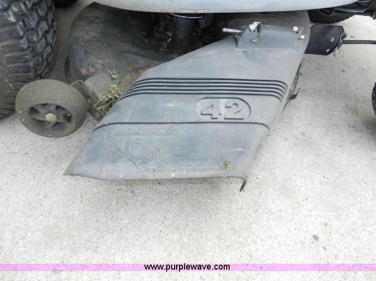 image for item X9609 Sears Craftsman LT2000 lawn mower