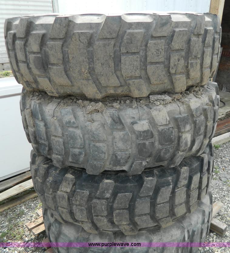 image for item Y9404 (4) 14.00R20 XL tires and wheels