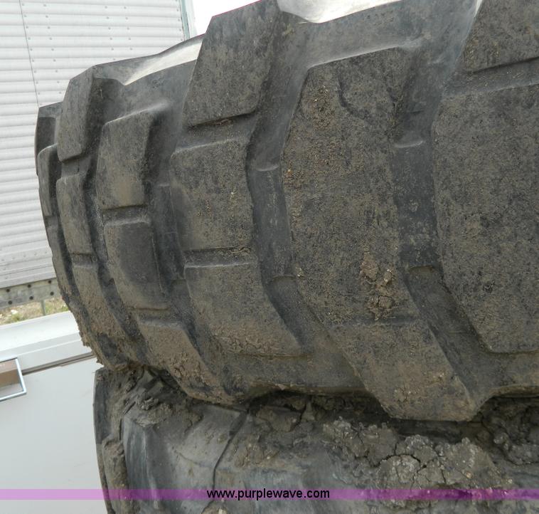 image for item Y9404 (4) 14.00R20 XL tires and wheels