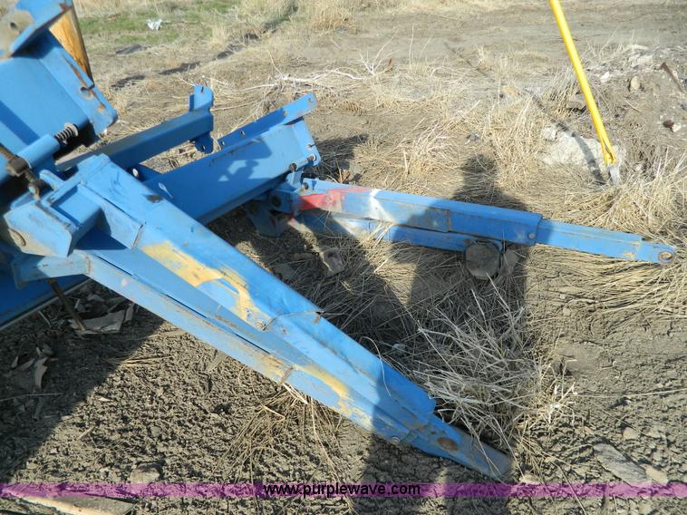 image for item Y9405 Forward DP09A automotive lift