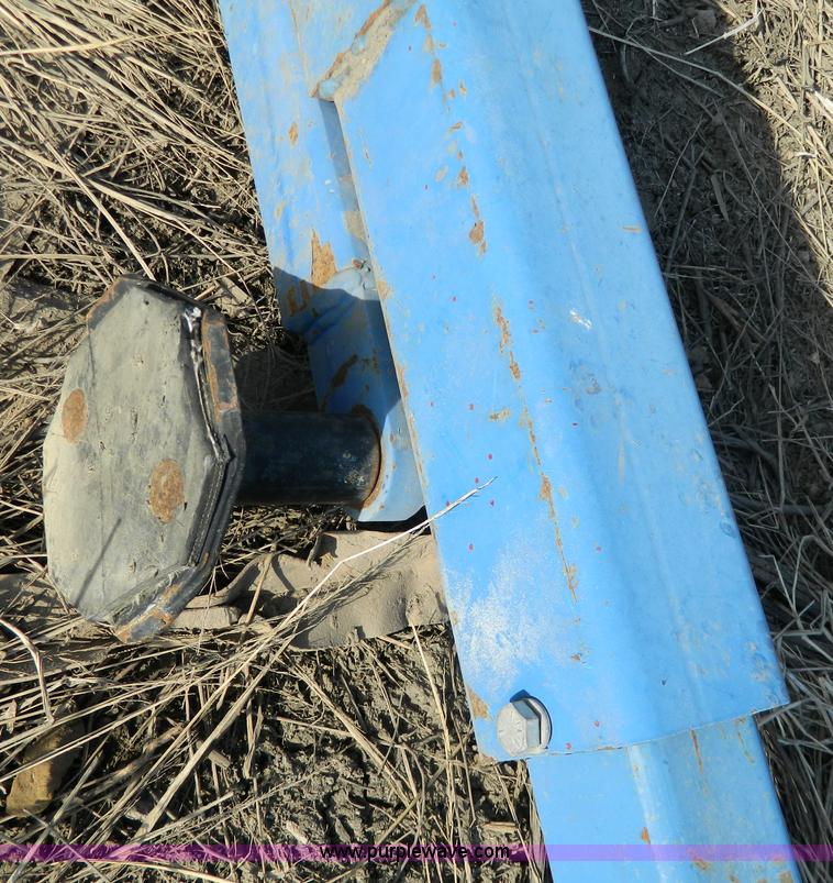 image for item Y9405 Forward DP09A automotive lift