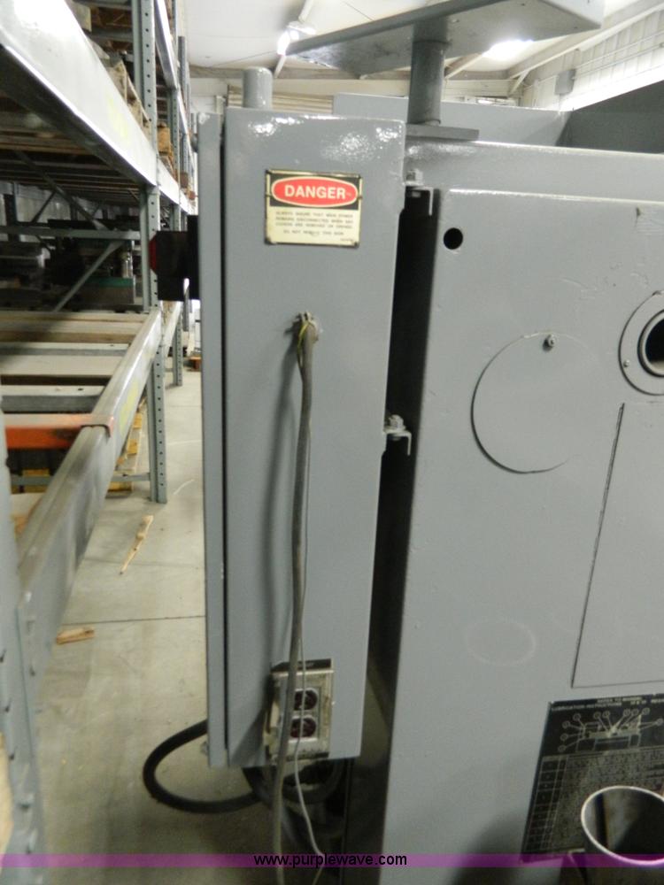 image for item Y9408 LeBlond Makino precision lathe