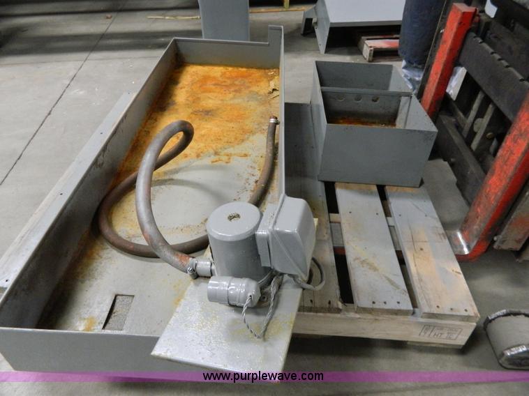 image for item Y9408 LeBlond Makino precision lathe