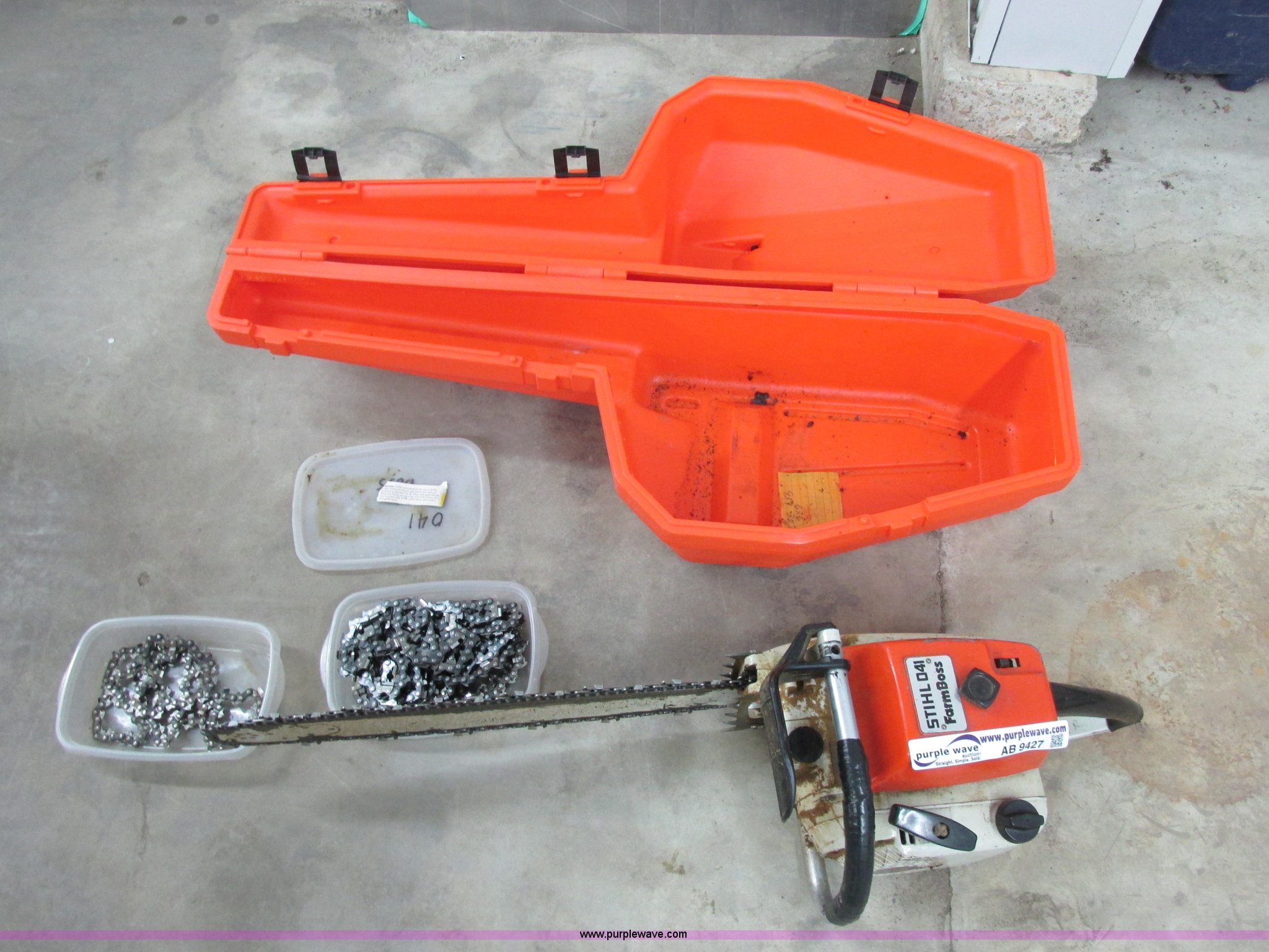 Stihl 041 Farm Boss chainsaw in Festus, MO Item AB9427 sold Purple Wave