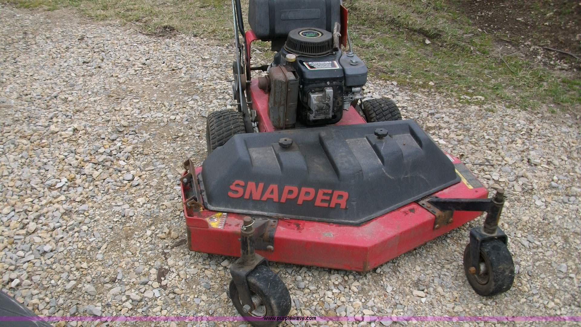 Snapper commercial walk behind lawn mower in Wamego, KS Item B1890