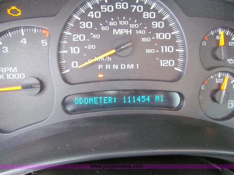 image for item G2503 2007 Chevrolet Silverado 2500HD pickup truck