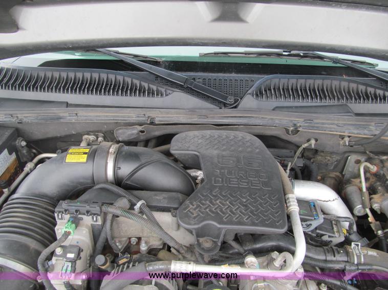 image for item G2503 2007 Chevrolet Silverado 2500HD pickup truck