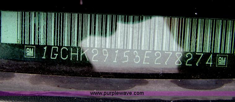 image for item G2504 2003 Chevrolet Silverado 2500HD Ext. Cab pickup truck