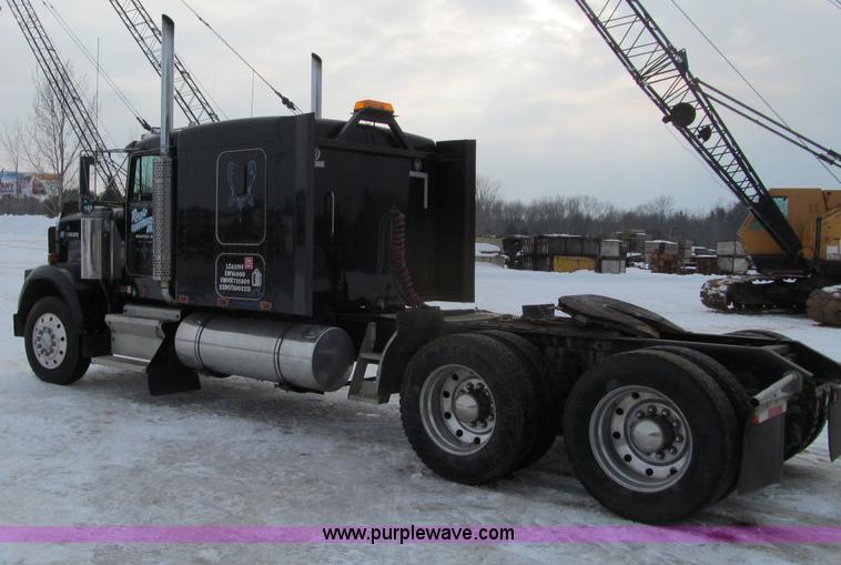 image for item G2545 1997 Kenworth W900 semi truck