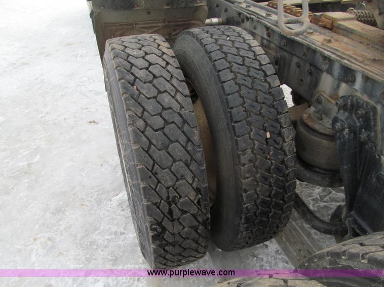 image for item G2545 1997 Kenworth W900 semi truck