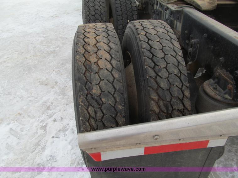 image for item G2545 1997 Kenworth W900 semi truck