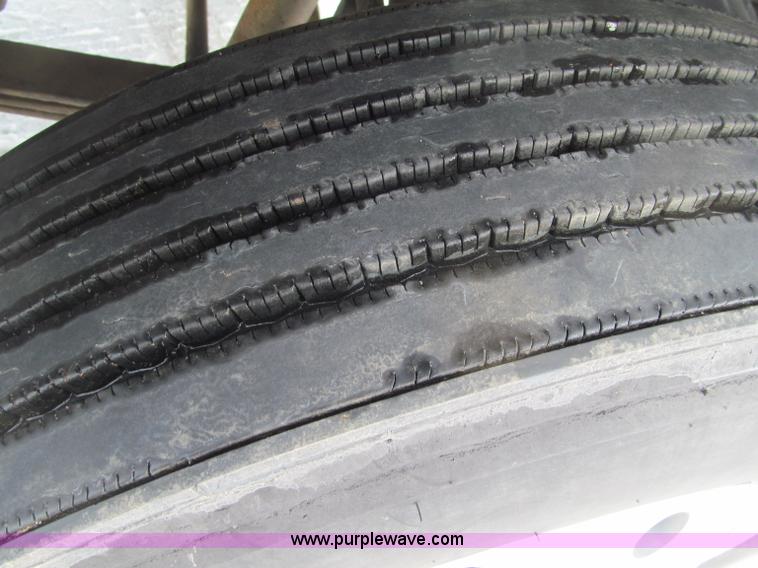 image for item G2545 1997 Kenworth W900 semi truck