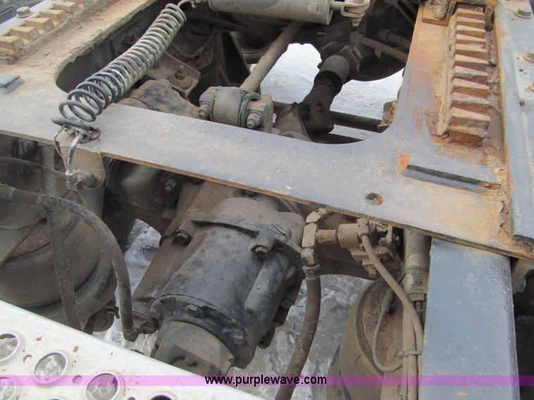 image for item G2545 1997 Kenworth W900 semi truck