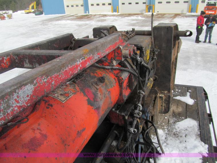 image for item G2573 2001 Delmag D12-42 pile driver and flatbed trailer
